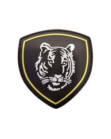 Patch 3D PVC Russian Tiger Noir de 101 INC sur un sac tactique